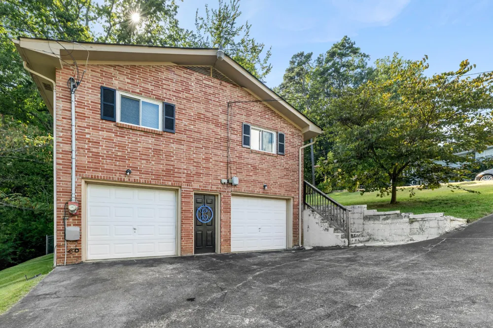 220 Alpine Drive Rossville, GA 30741