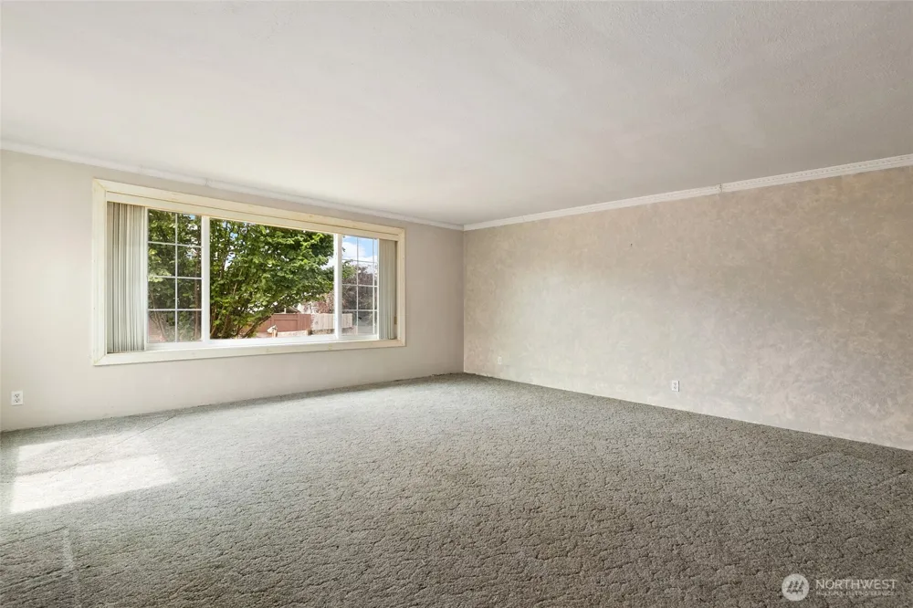 682 S Broadway Westport, WA 98595