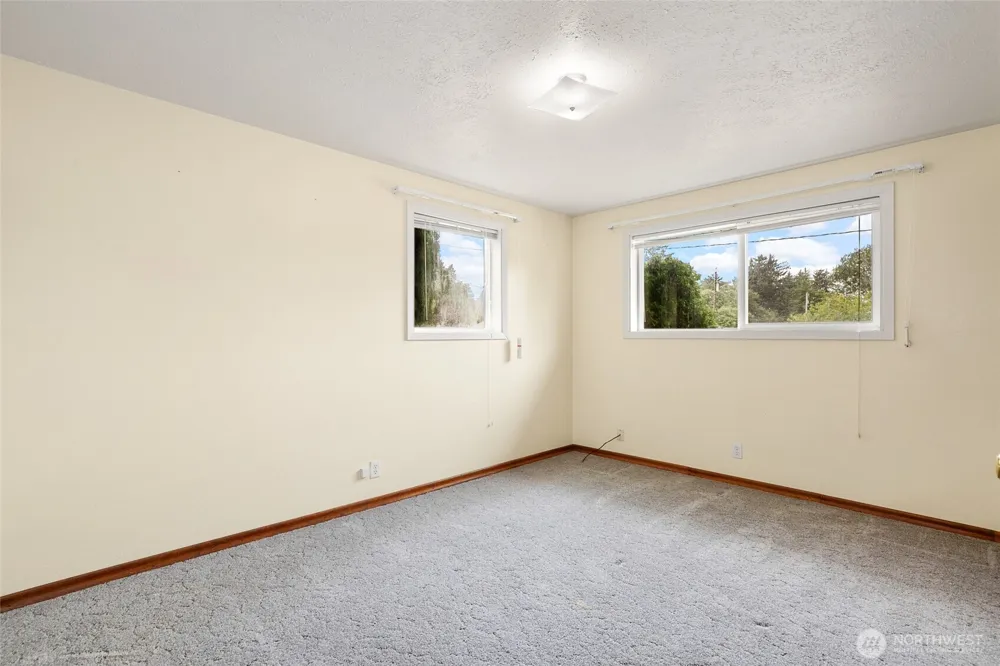 682 S Broadway Westport, WA 98595