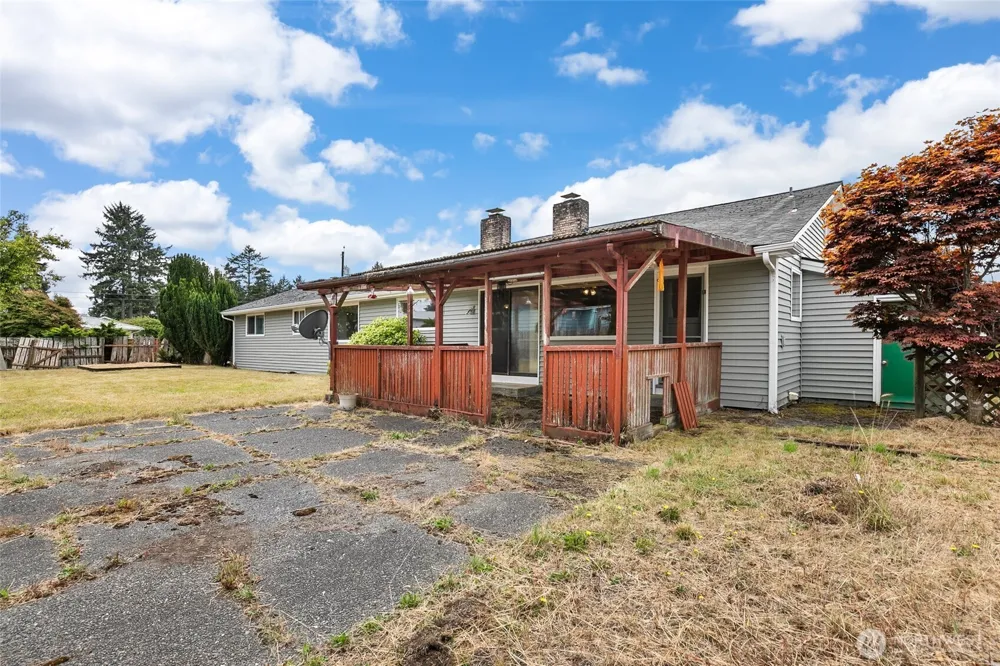 682 S Broadway Westport, WA 98595