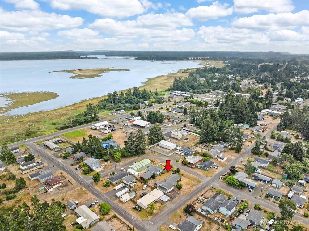 682 S Broadway Westport, WA 98595