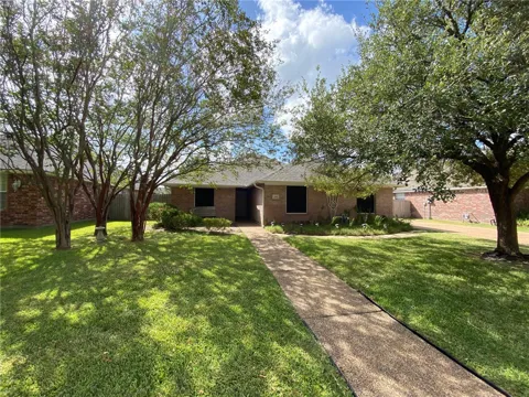 306 Landsburg Lane