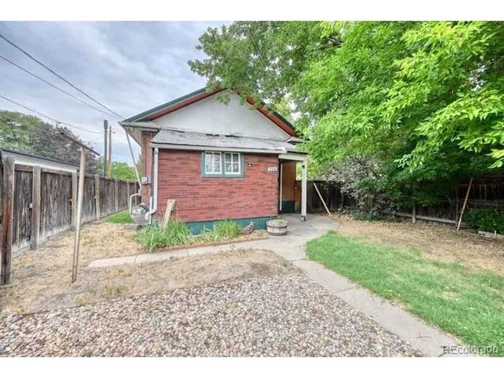 3326 W 24th Avenue Denver, CO 80211