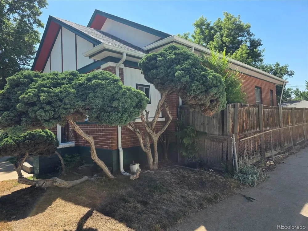 3326 W 24th Avenue Denver, CO 80211
