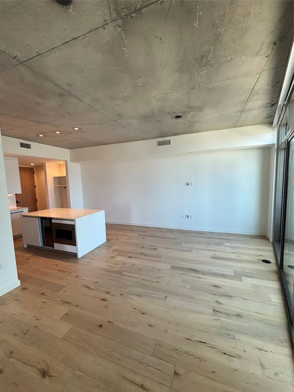1801 Pearl Street #3912 Dallas, TX 75201