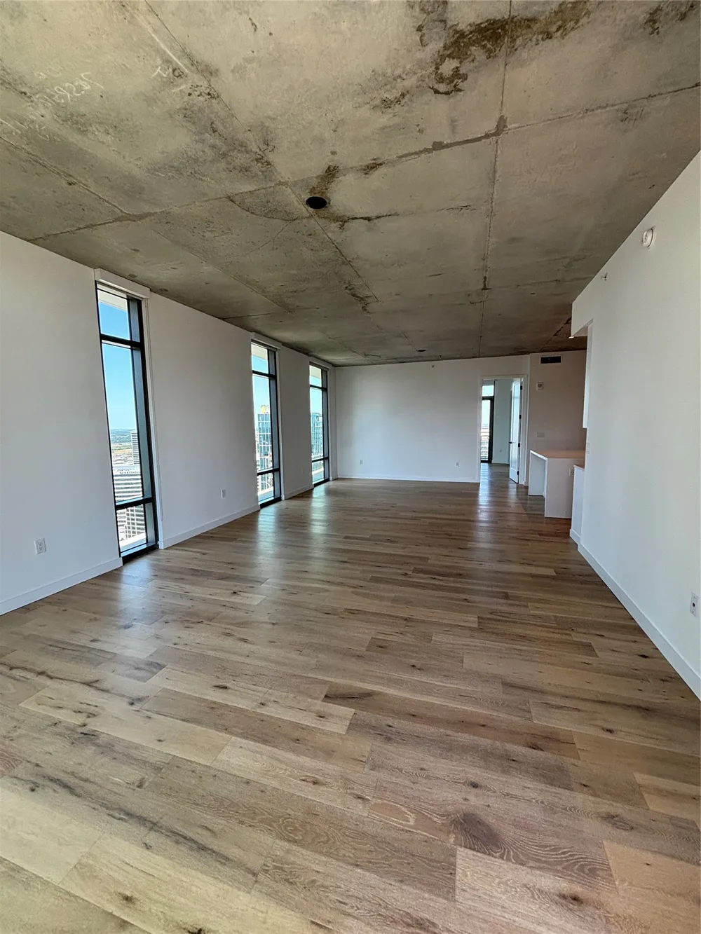 1801 Pearl Street #3912 Dallas, TX 75201