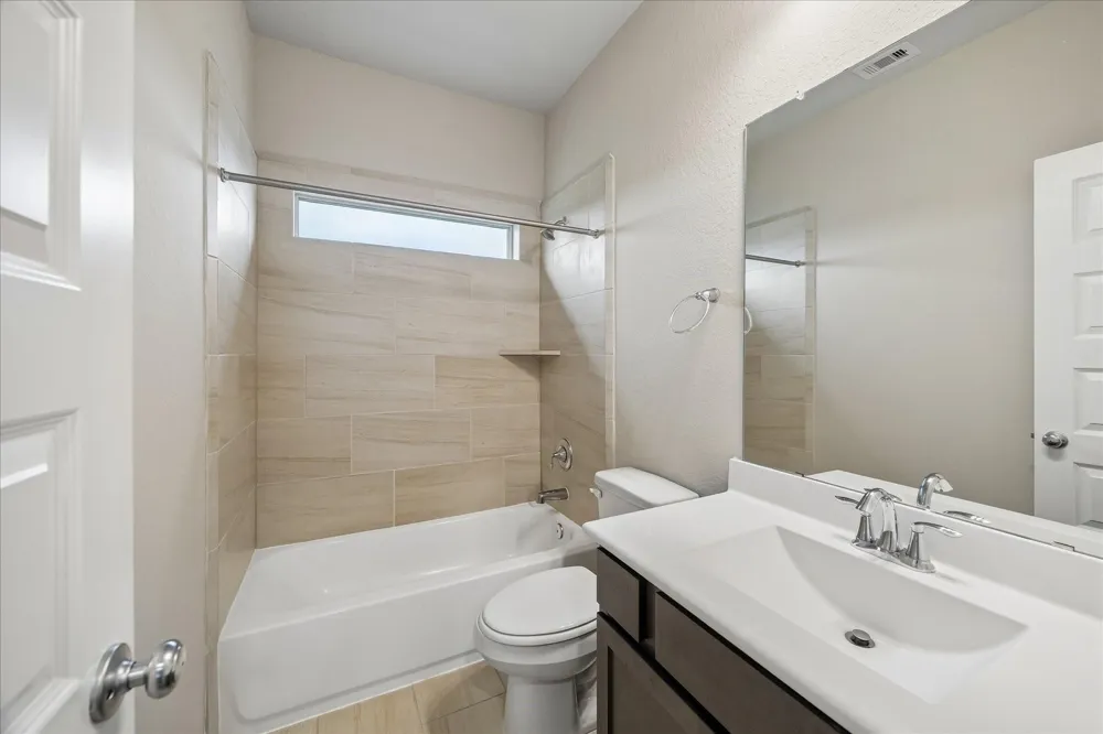 9628 Cambridge Manor Lane Houston, TX 77045