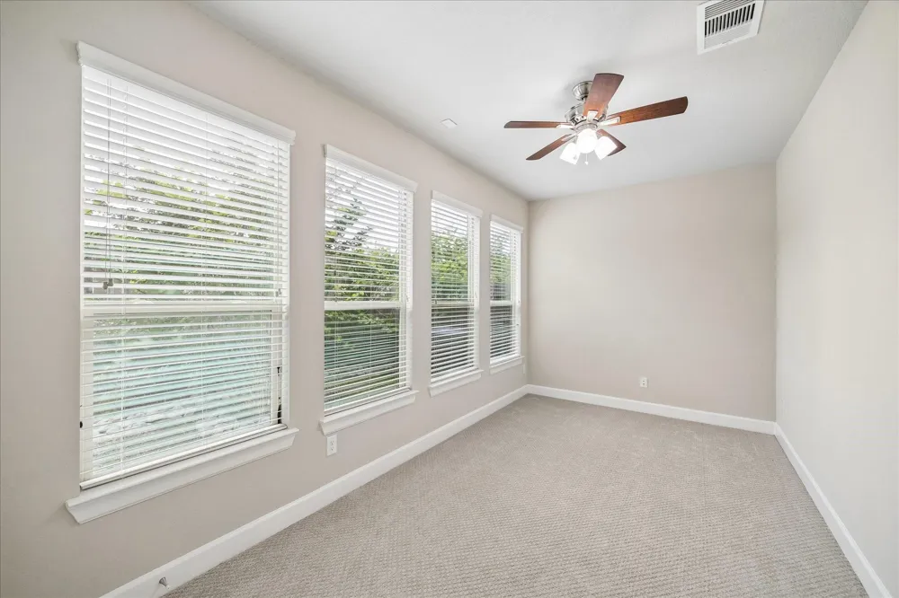 9628 Cambridge Manor Lane Houston, TX 77045