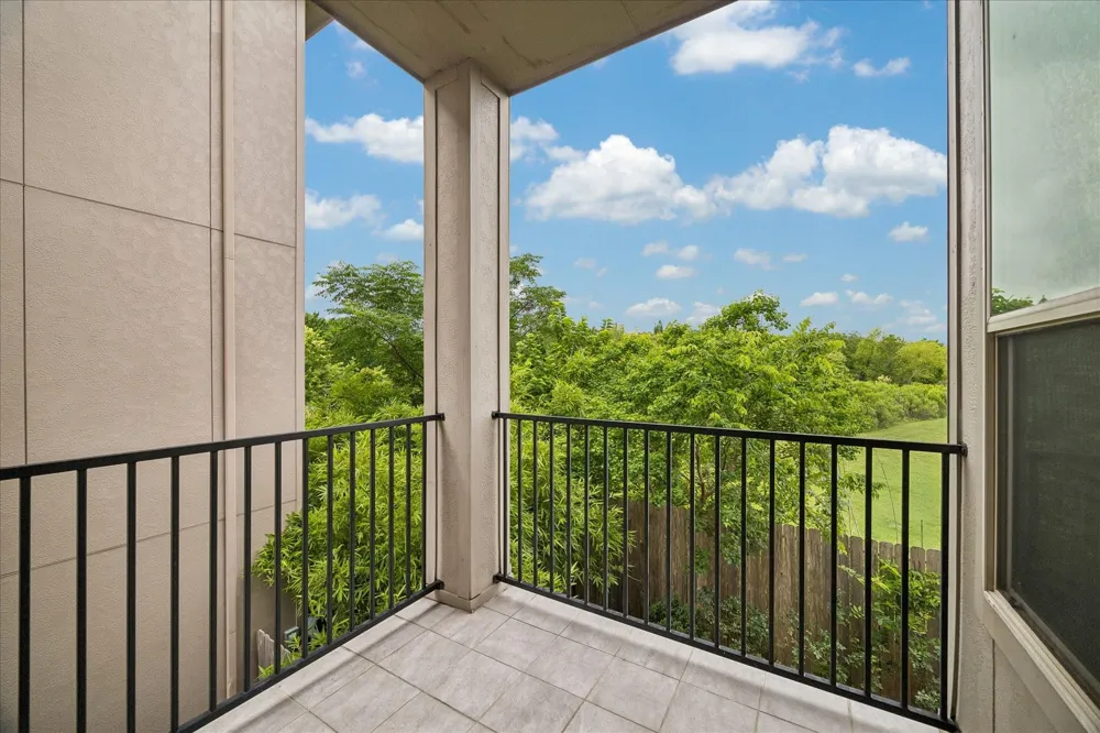 9628 Cambridge Manor Lane Houston, TX 77045