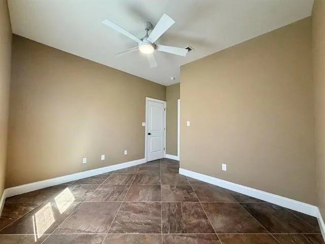 2850 Amber Avenue Groves, TX 77619