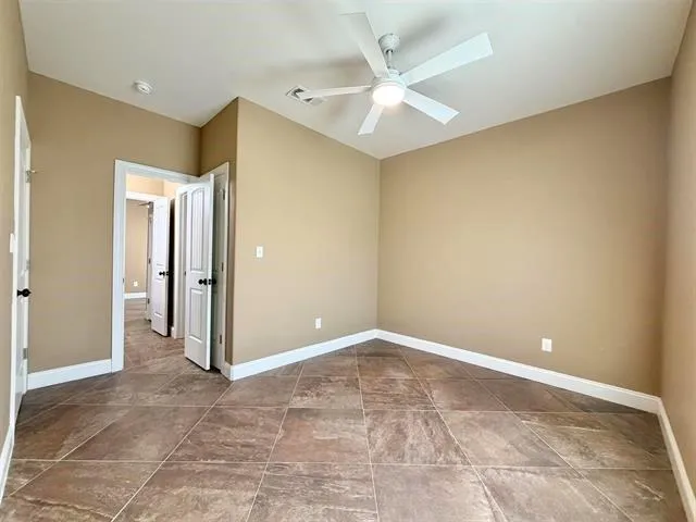 2850 Amber Avenue Groves, TX 77619