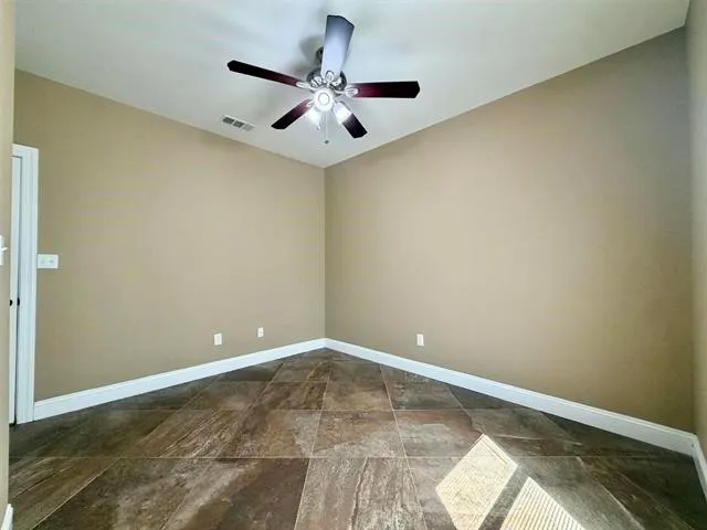 2850 Amber Avenue Groves, TX 77619
