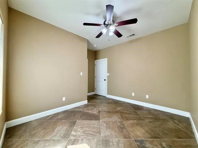 2850 Amber Avenue Groves, TX 77619