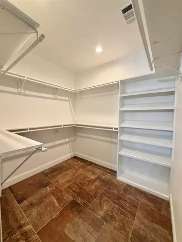 2850 Amber Avenue Groves, TX 77619