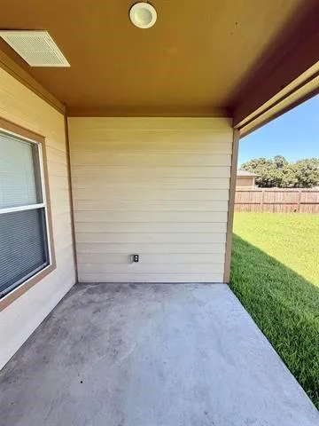 2850 Amber Avenue Groves, TX 77619