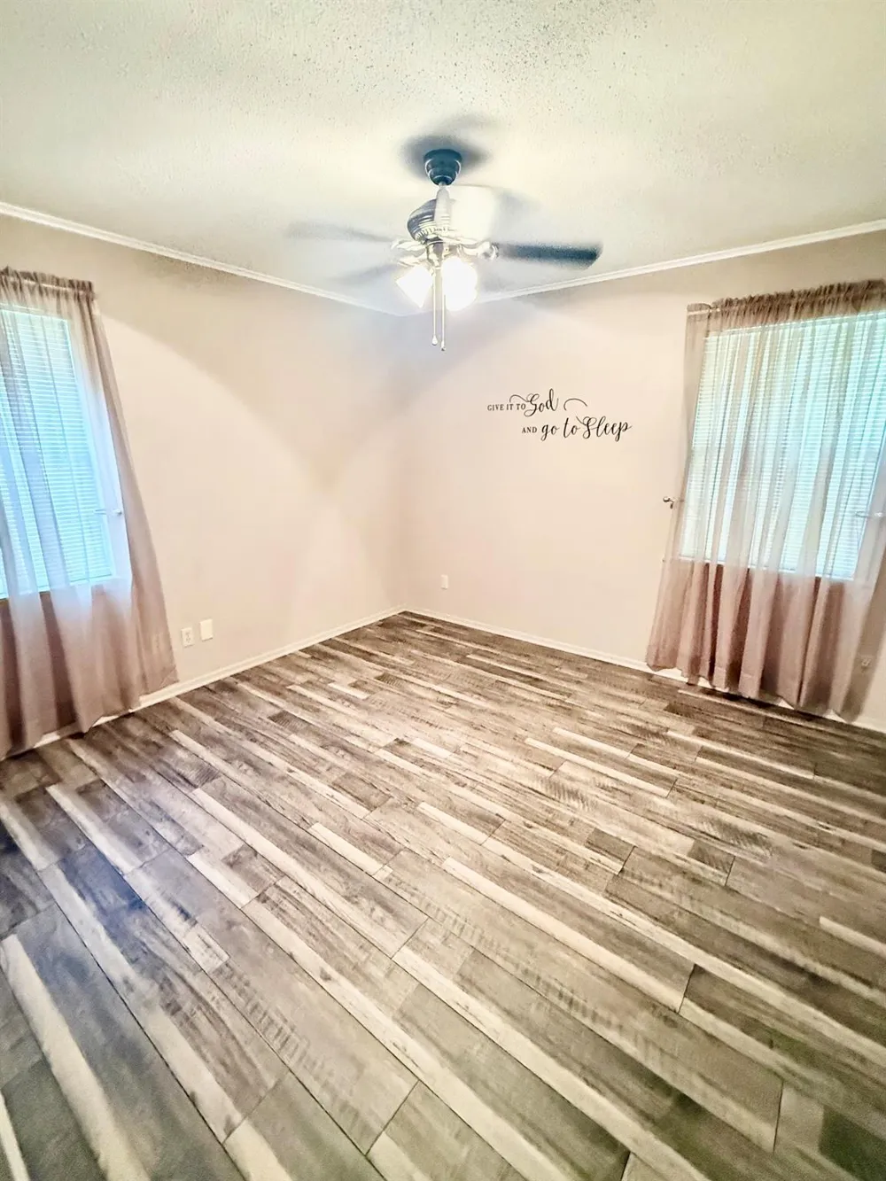 110 Glenview Street Crockett, TX 75835