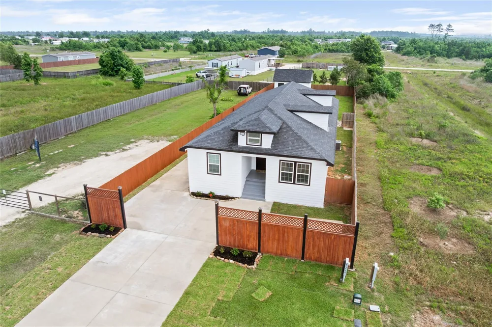1244 Road 5705 Cleveland, TX 77327