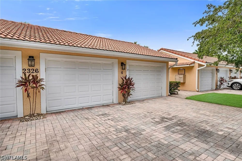Magnolia Lane #6104 Naples, FL 34112