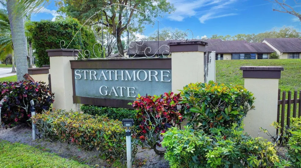 140 KARANDA COURT Royal Palm Beach, FL 33411