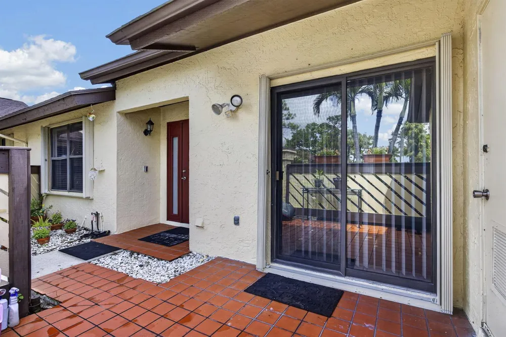 140 KARANDA COURT Royal Palm Beach, FL 33411