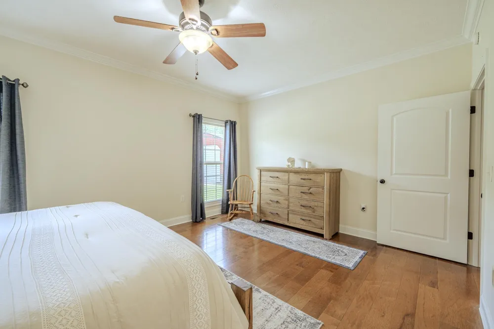 625 TWELVE OAKS DR Adamsville, TN 38310