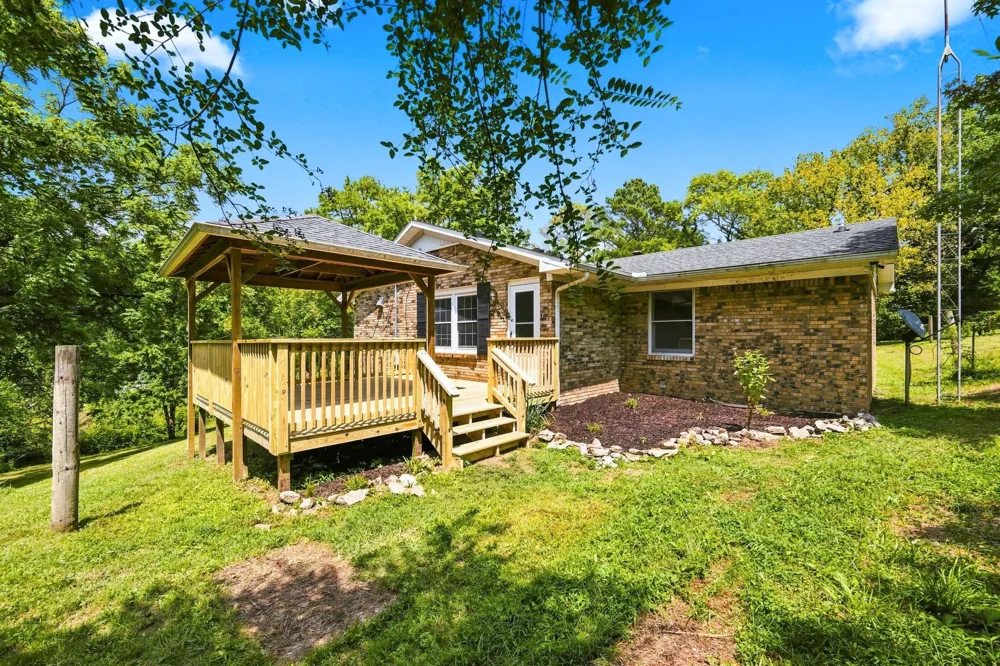 1966 Tennessee St Westpoint, TN 38486