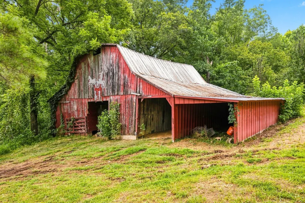 1966 Tennessee St Westpoint, TN 38486