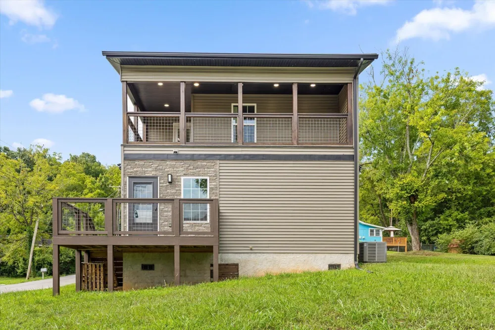 3915 Meadow Lane Chattanooga, TN 37406