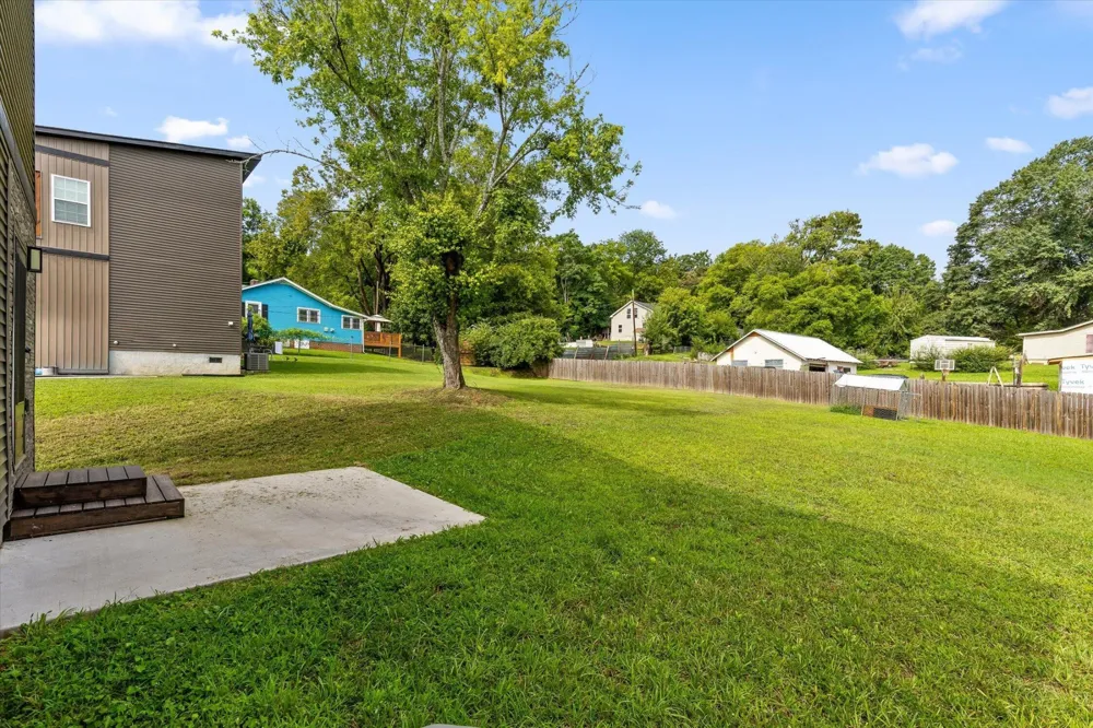 3915 Meadow Lane Chattanooga, TN 37406