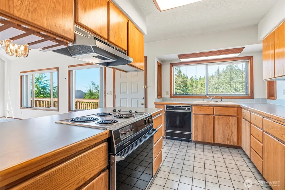 805 Luebke Road Toutle, WA 98649