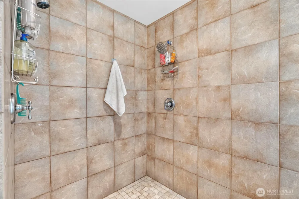 1709 NW 86th Way Vancouver, WA 98665
