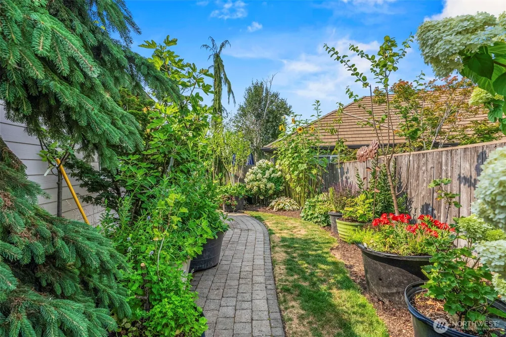1709 NW 86th Way Vancouver, WA 98665