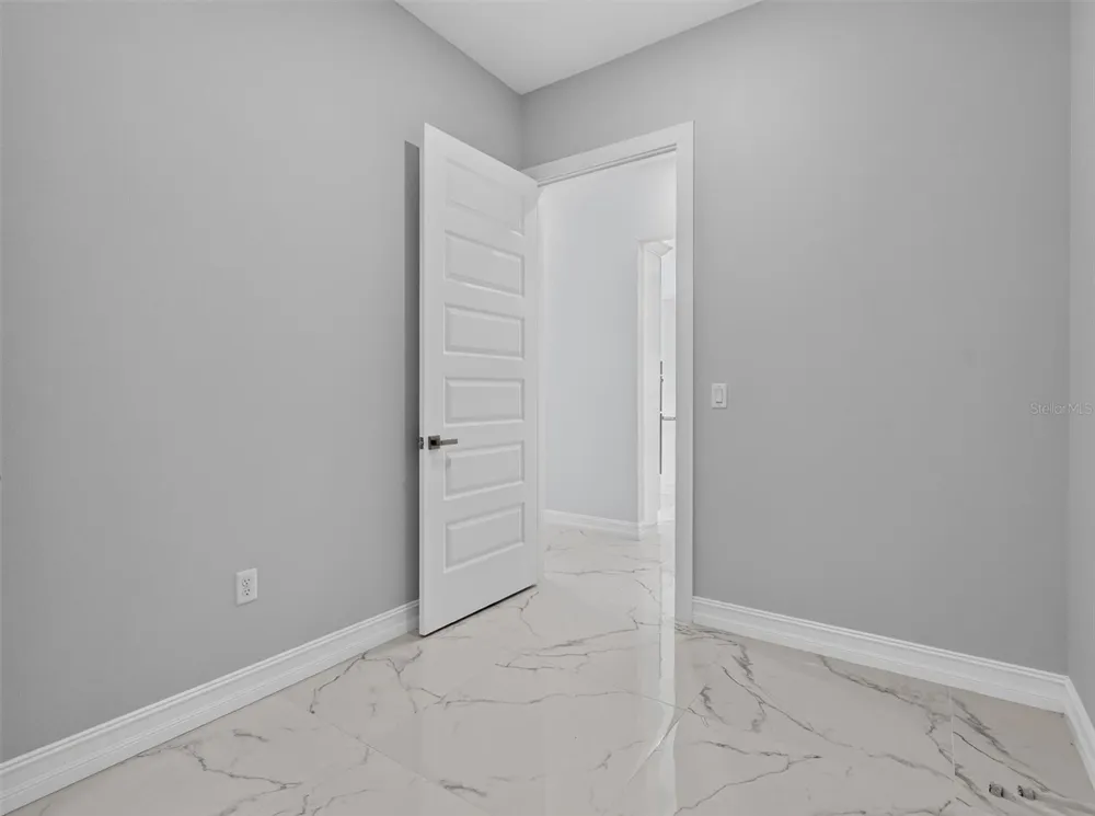 2302 ALLEN DRIVE Plant City, FL 33563