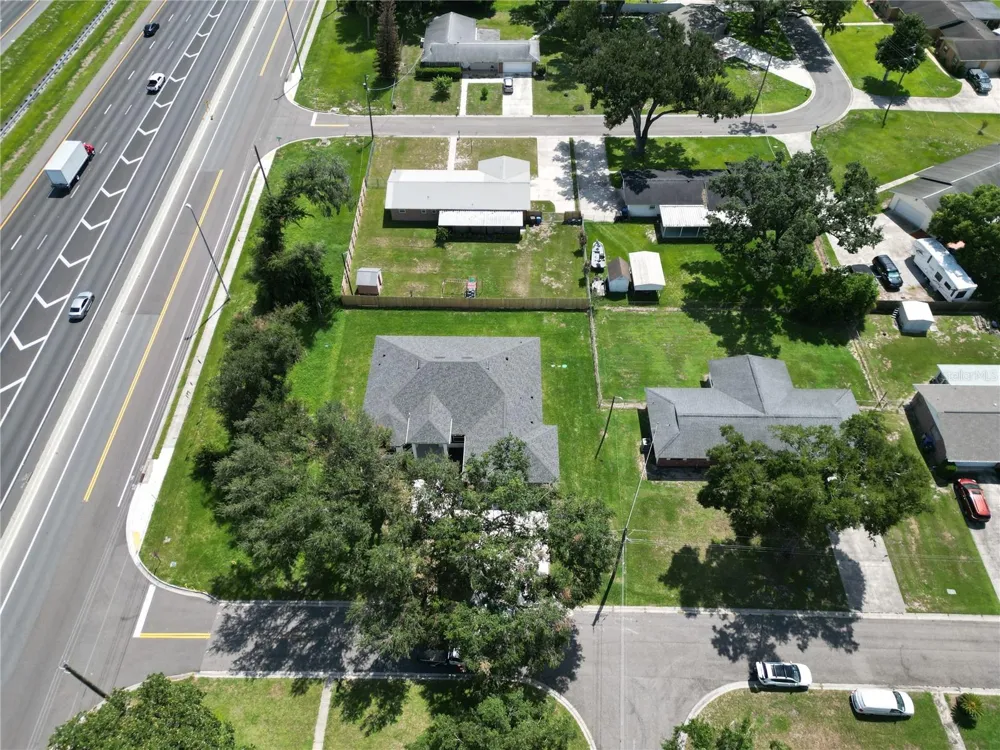 2302 ALLEN DRIVE Plant City, FL 33563