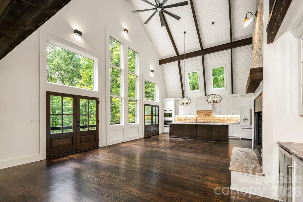 50 Turkey Trot Lane Burnsville, NC 28714