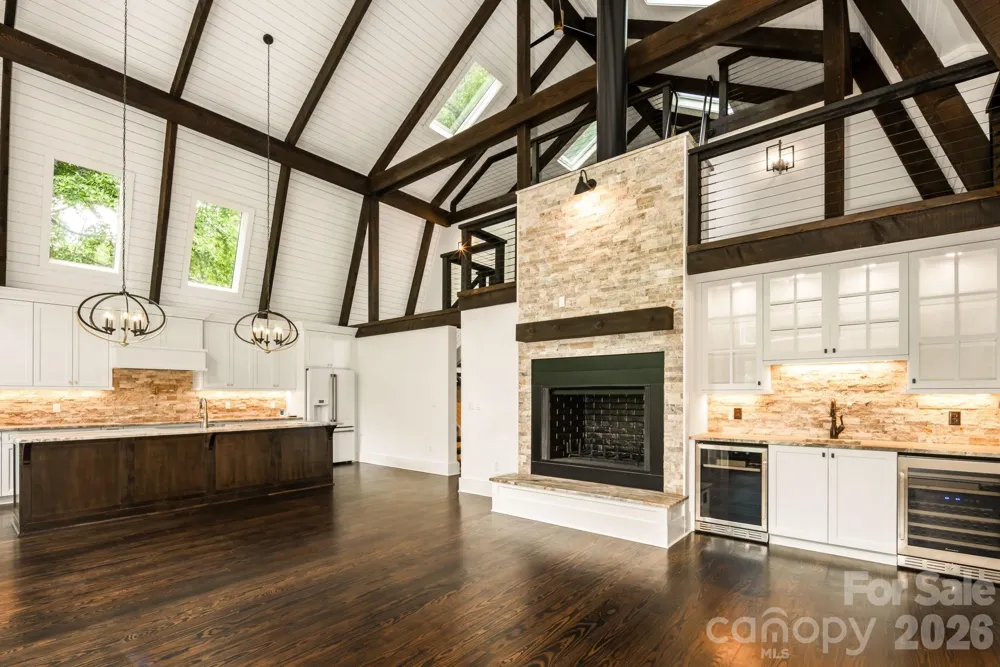 50 Turkey Trot Lane Burnsville, NC 28714