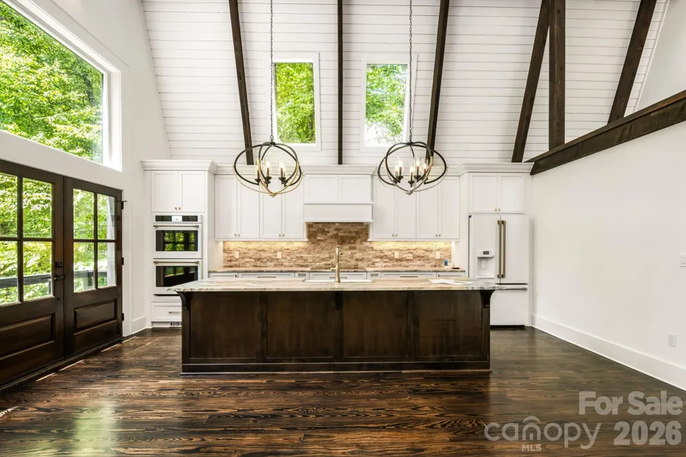 50 Turkey Trot Lane Burnsville, NC 28714