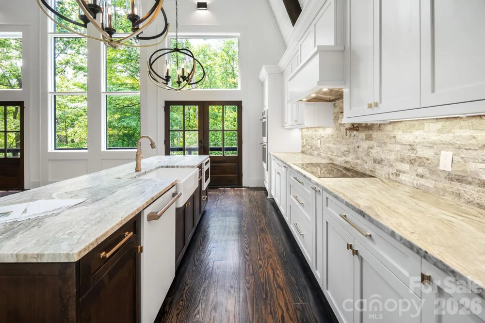 50 Turkey Trot Lane Burnsville, NC 28714
