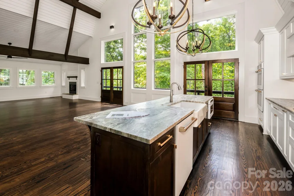 50 Turkey Trot Lane Burnsville, NC 28714