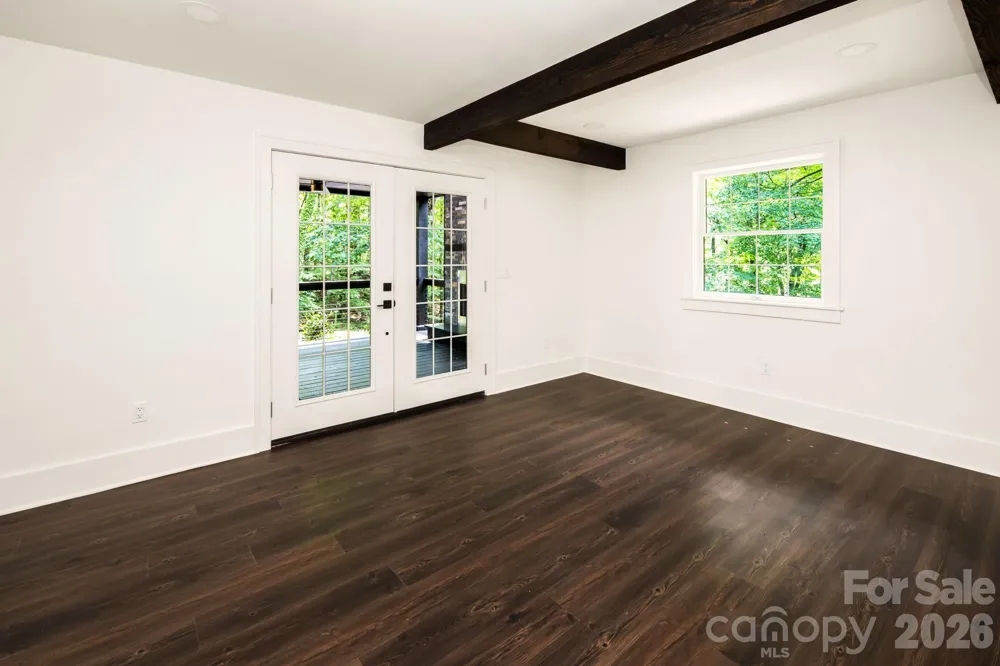 50 Turkey Trot Lane Burnsville, NC 28714