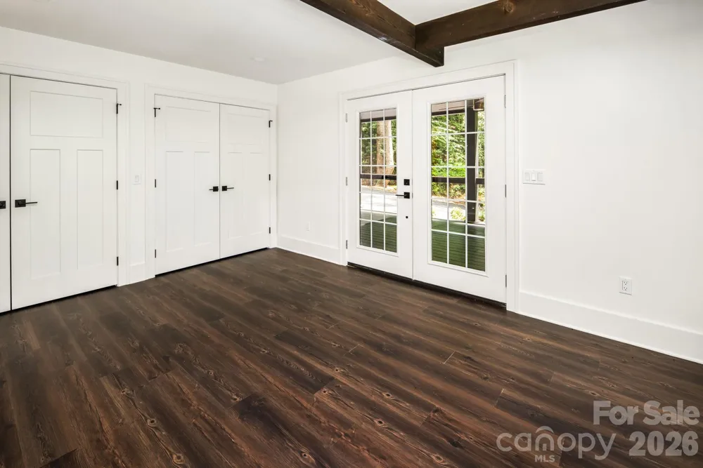 50 Turkey Trot Lane Burnsville, NC 28714