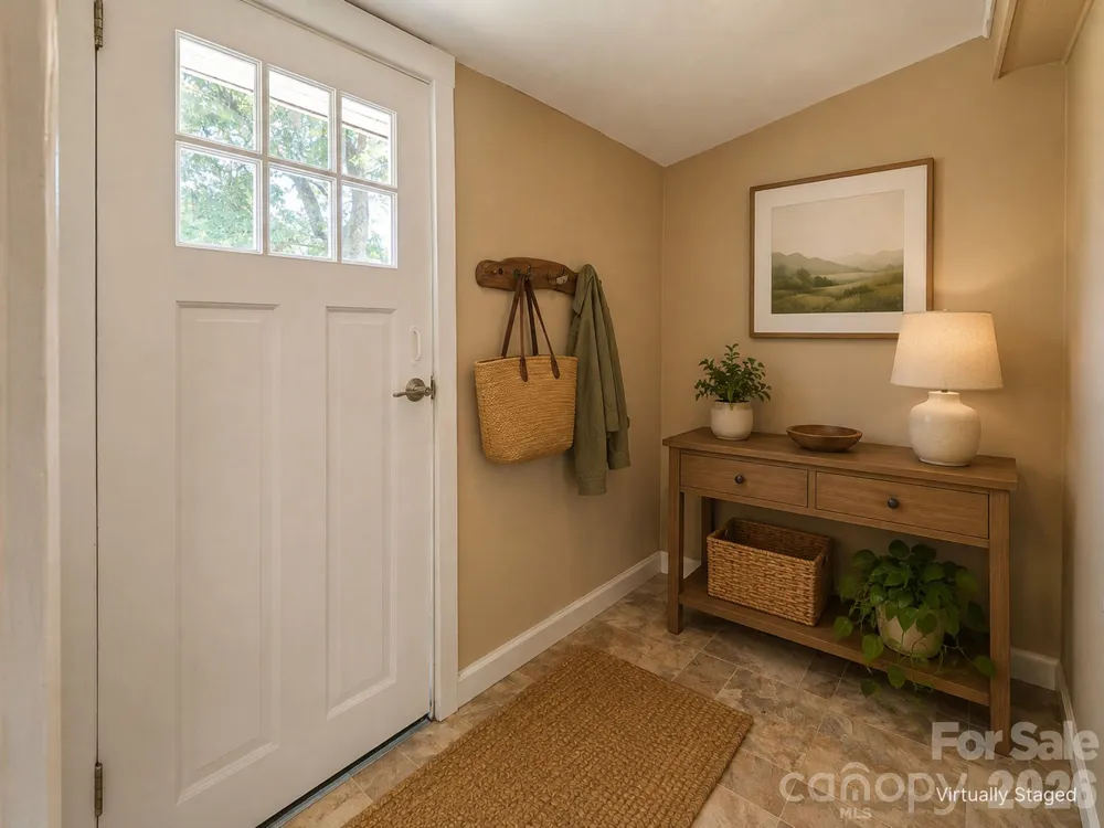 4 La Rue Street Asheville, NC 28806