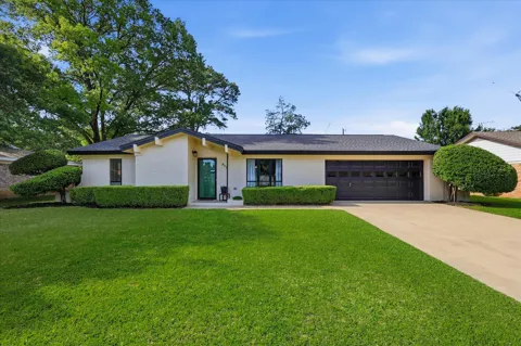 217 E Louella Drive