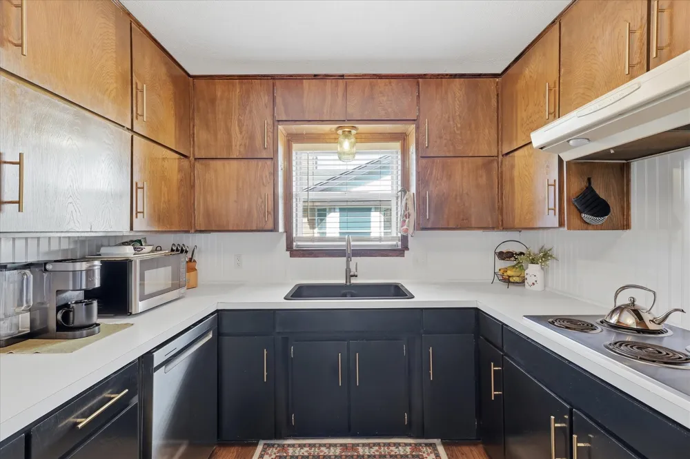217 E Louella Drive Hurst, TX 76054