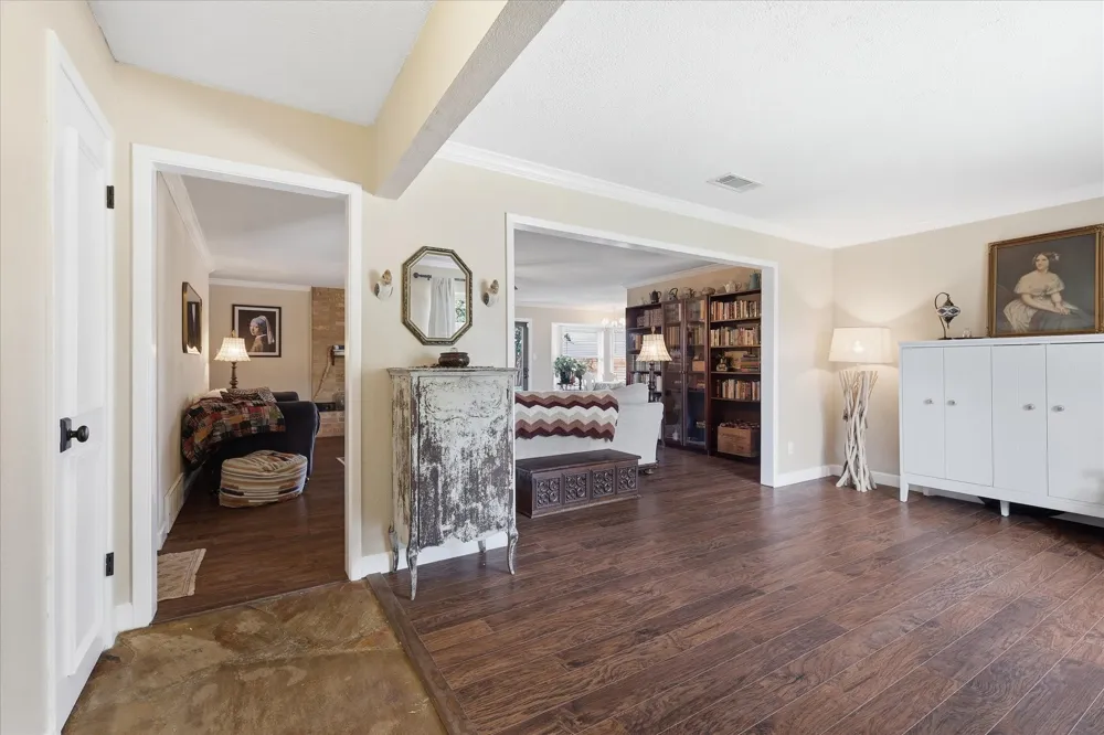 217 E Louella Drive Hurst, TX 76054