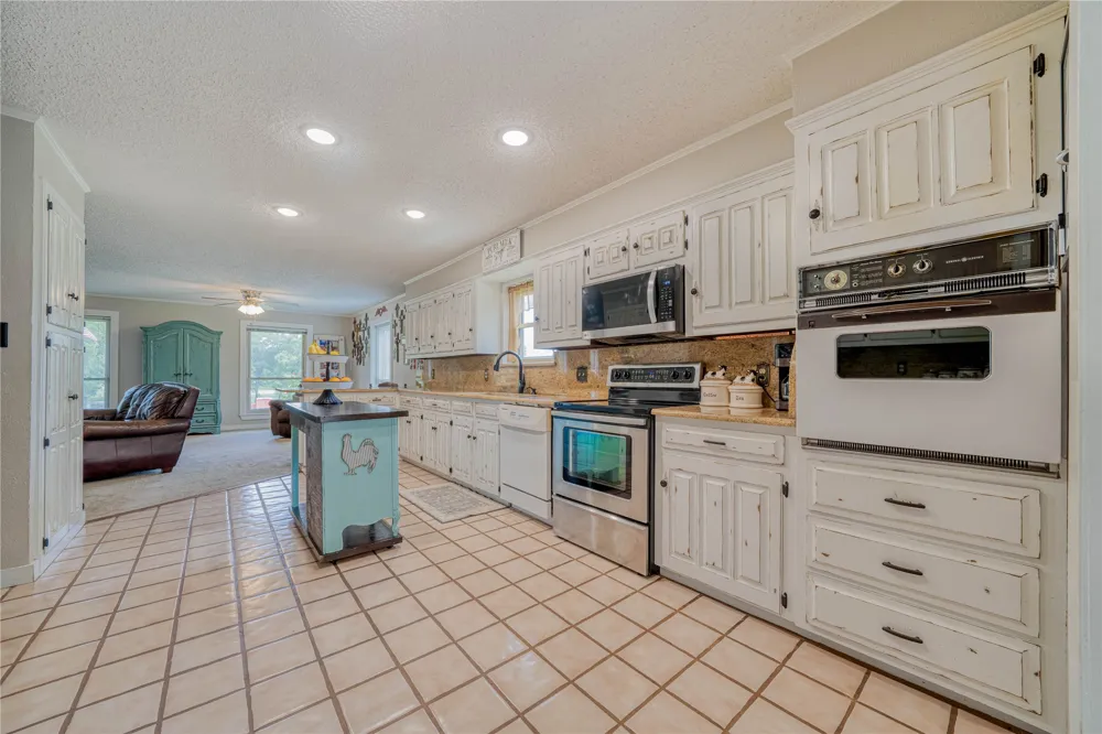 8001 Farm Road 1448 Winnsboro, TX 75494