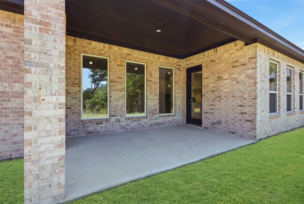 2017 Forest Bridge Drive Azle, TX 76020