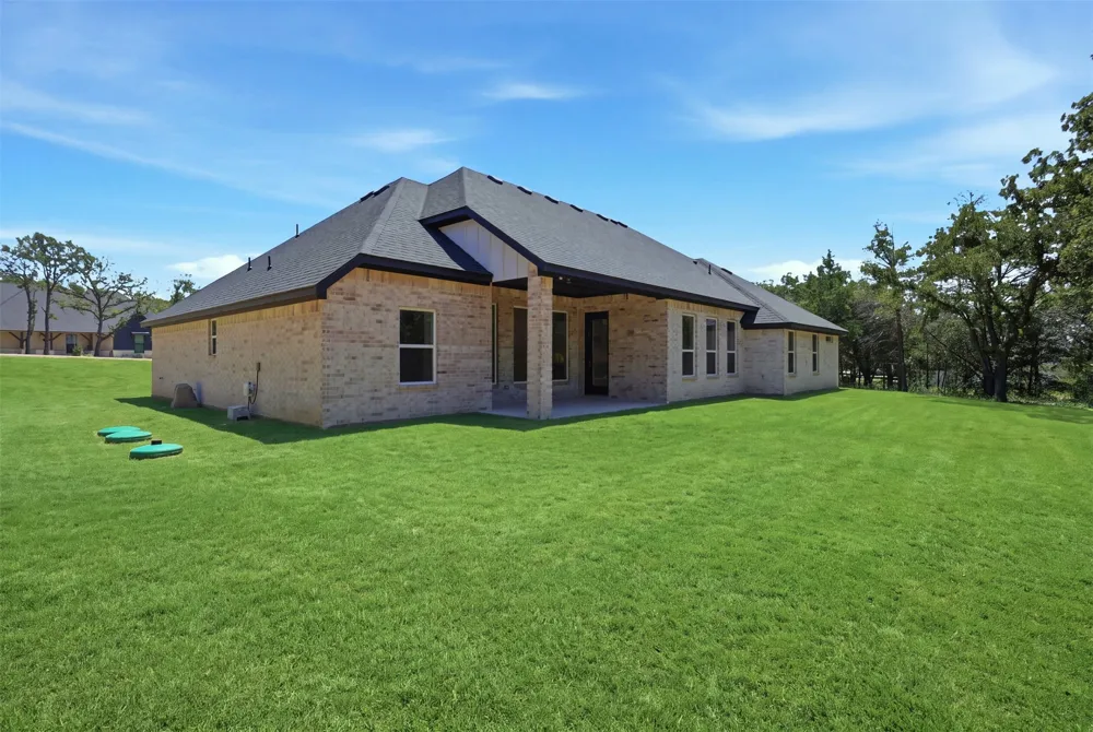 2017 Forest Bridge Drive Azle, TX 76020