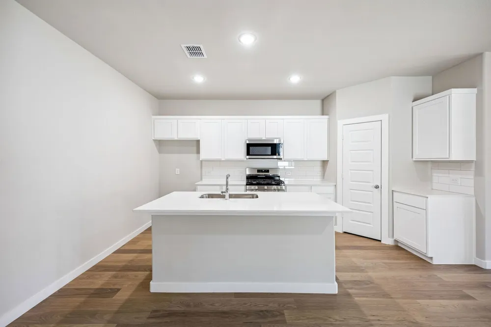 1941 Paddock Lane Seagoville, TX 75159