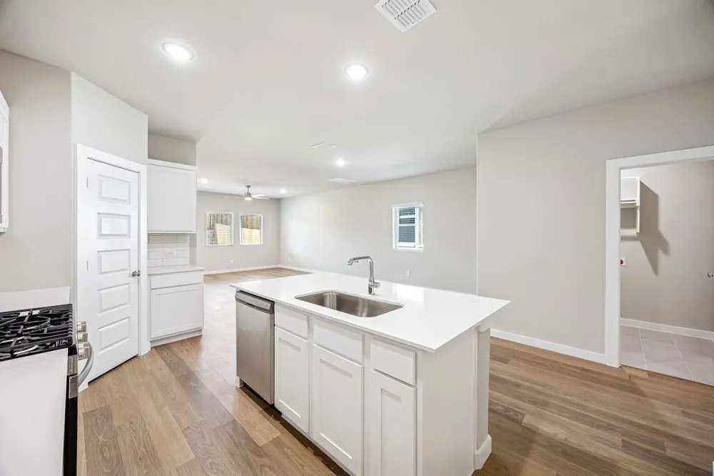 1941 Paddock Lane Seagoville, TX 75159
